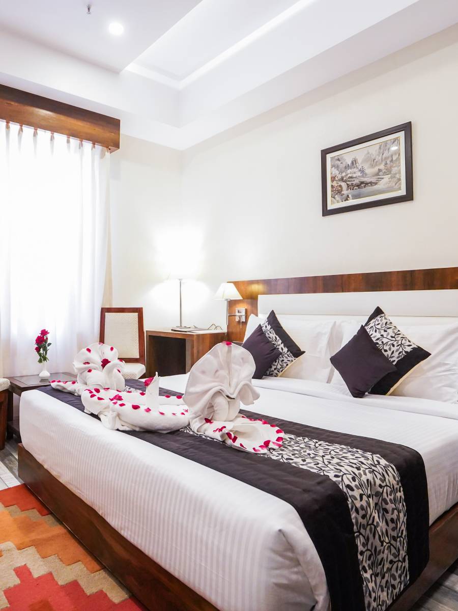 Superior Room  booking in lucknow